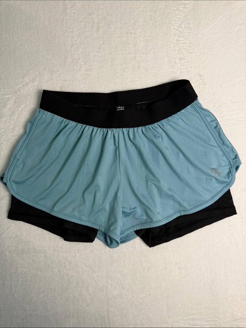 Women’s Two-in-One Light Blue Active Shorts Size Large